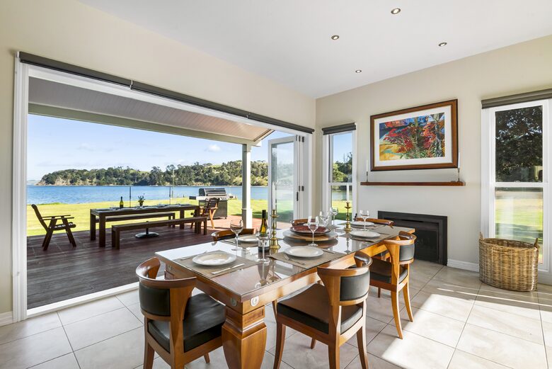 Luxury Beachfront Farm Estate - Matakana, New Zealand