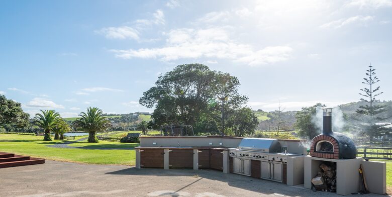 Luxury Beachfront Farm Estate - Matakana, New Zealand