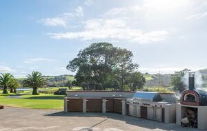 Luxury Beachfront Farm Estate - Matakana, New Zealand