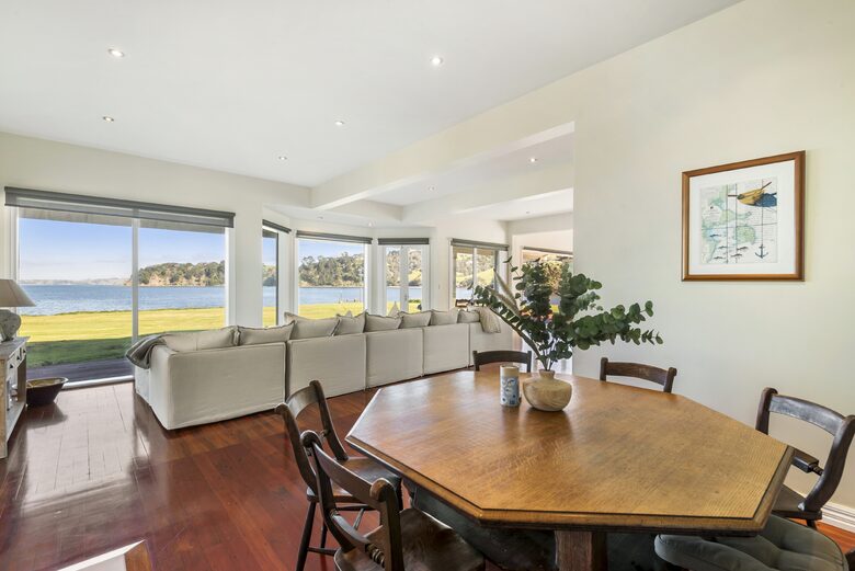 Luxury Beachfront Farm Estate - Matakana, New Zealand