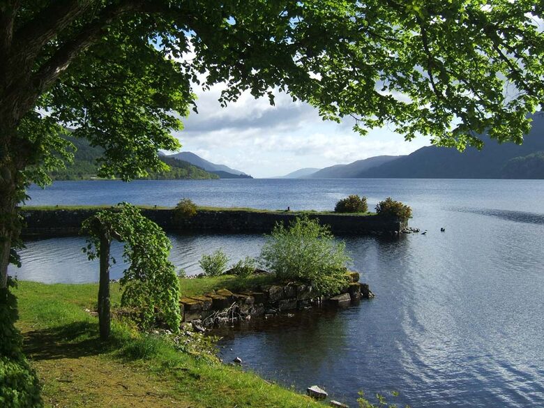 The Abbey Church | A Highland Retreat with Loch Ness Views - Fort Augustus, United Kingdom