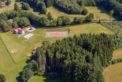 Vosges Estate with Private Tennis & 3-Hole-Golf - Le Saulcy, France