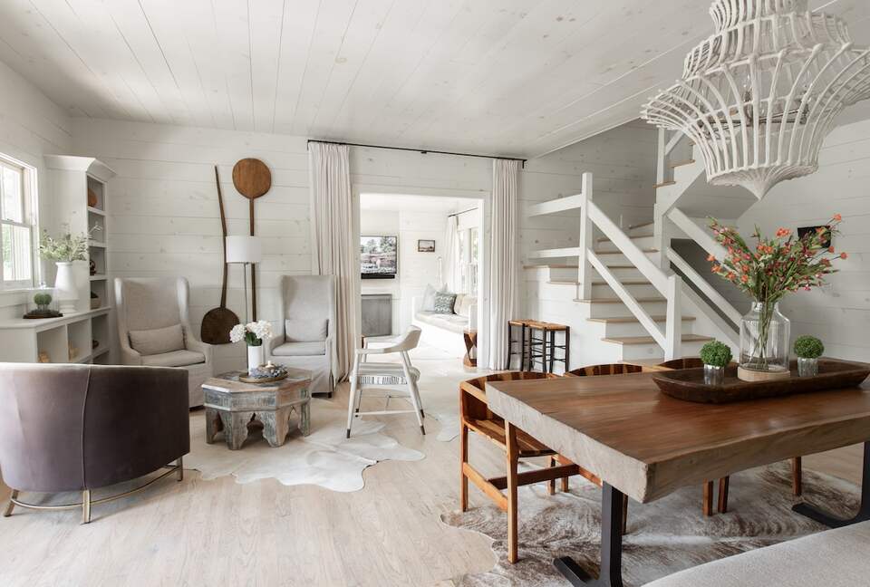 Designer Waterfront Hideaway at Point William - Crane Hill, Alabama