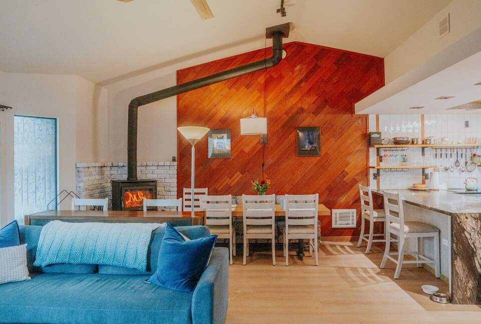 Forest Retreat Near Mammoth Mountain - Mammoth Lakes, California