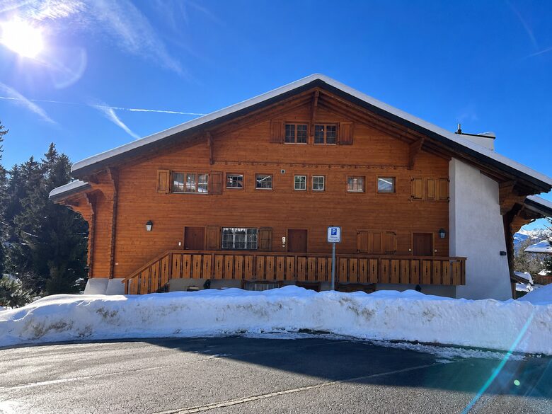 The Chalet Inspired Duplex with Designer Finishes - Villars sur Ollon, Switzerland