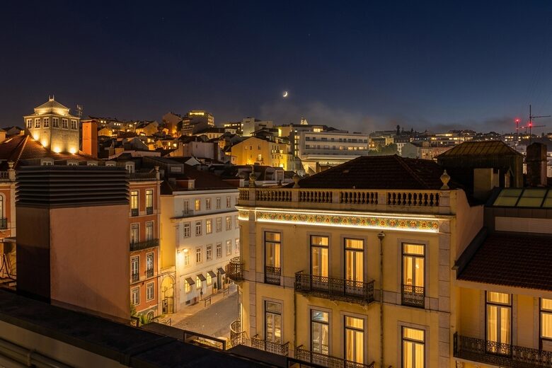 Lisbon Apartment Near Riverfront with Terrace & Pool - Lisbon, Portugal