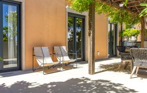 Lisbon Apartment Near Riverfront with Terrace & Pool - Lisbon, Portugal