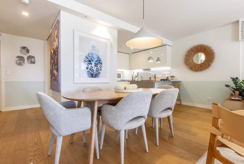 Lisbon Apartment Near Riverfront with Terrace & Pool - Lisbon, Portugal