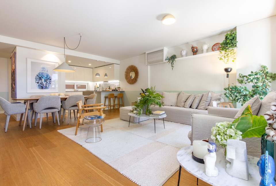 Lisbon Apartment Near Riverfront with Terrace & Pool - Lisbon, Portugal