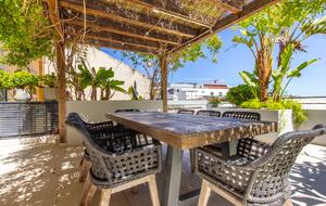 Apartment with Terrace & Pool near Riverfront - Lisbon, Portugal