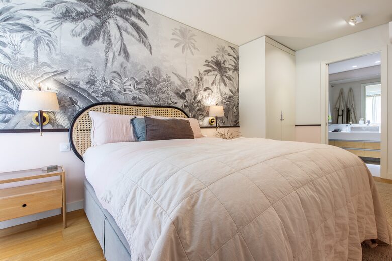 Lisbon Apartment Near Riverfront with Terrace & Pool - Lisbon, Portugal