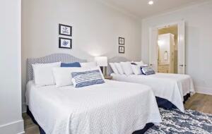 The Pool House at Orange Beach - Orange Beach, Alabama