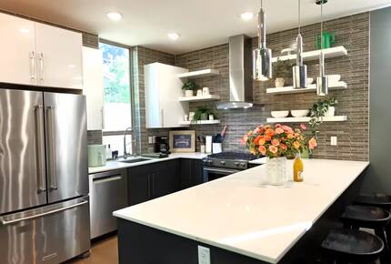 Modern Central District Escape Near Downtown Seattle - Seattle, Washington