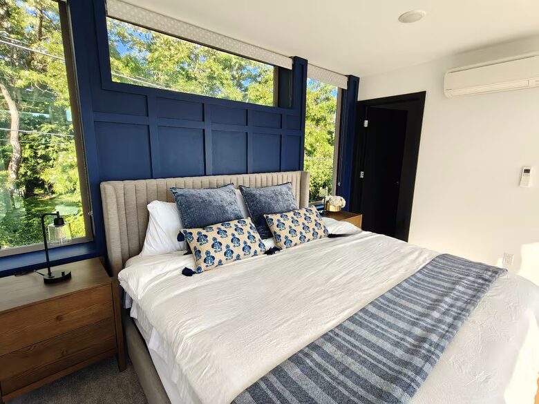 Modern Central District Escape Near Downtown Seattle - Seattle, Washington