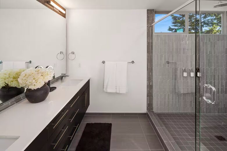 Modern Central District Escape Near Downtown Seattle - Seattle, Washington