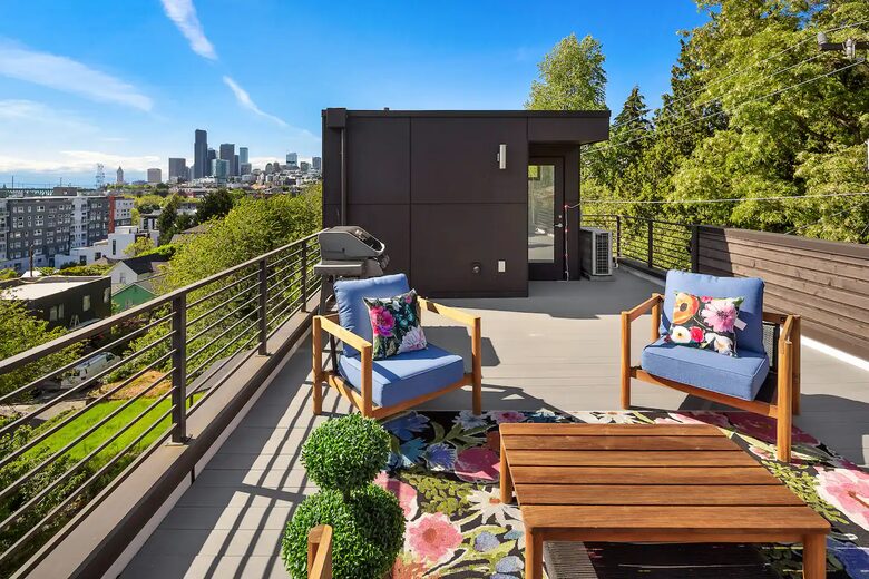 Modern Central District Escape Near Downtown Seattle - Seattle, Washington