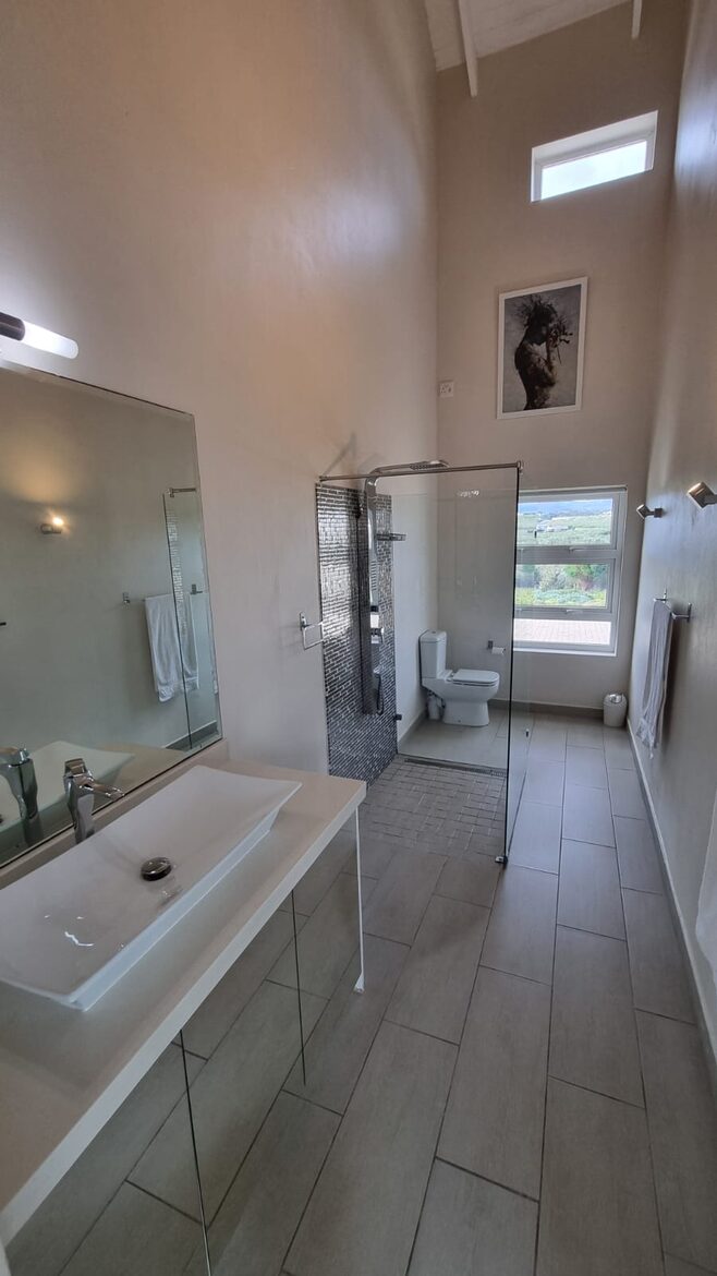 A Coastal Sanctuary with 360-Degree Views - Hermanus, South Africa