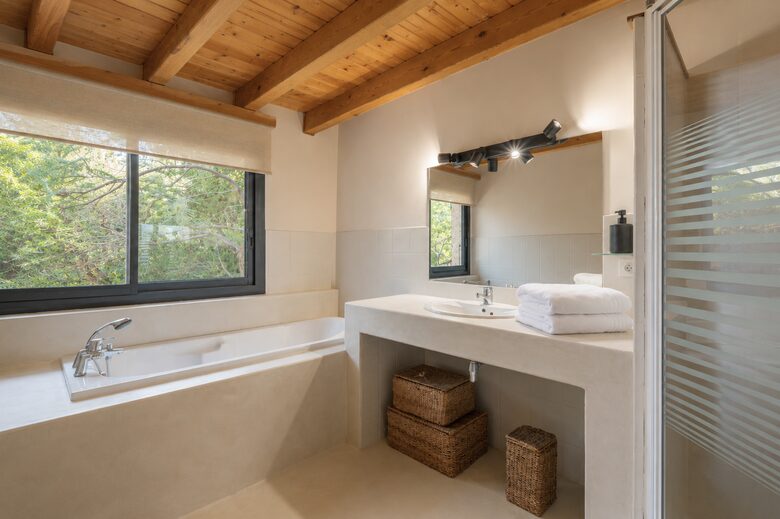 Three Villas | One Unforgettable View Above Porto Vecchio - Porto-Vecchio, France