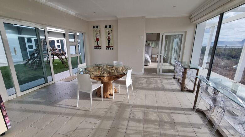 A Coastal Sanctuary with 360-Degree Views - Hermanus, South Africa