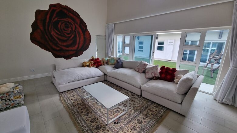 A Coastal Sanctuary with 360-Degree Views - Hermanus, South Africa
