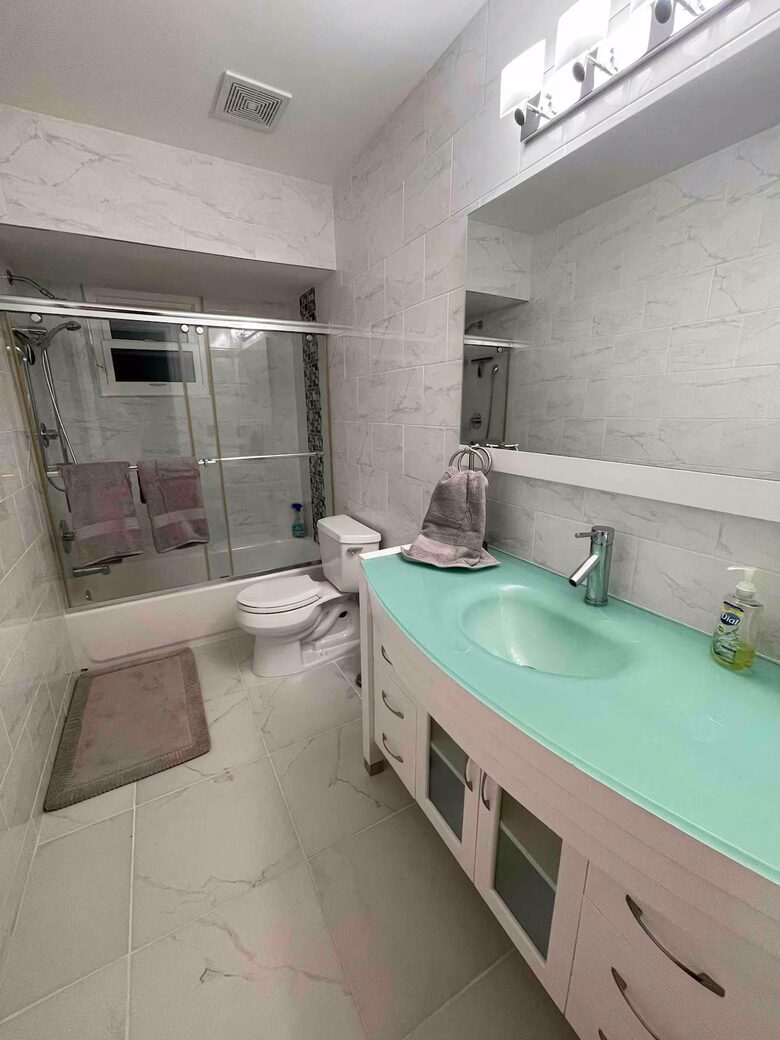 Waterside Elegance Near Disney - Kissimmee, Florida