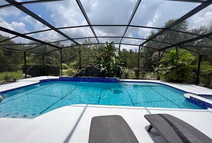 Waterside Elegance Near Disney - Kissimmee, Florida