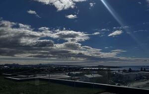 Coastal Penthouse with Panoramic Reykjavík Views - Kópavogsbær, Iceland