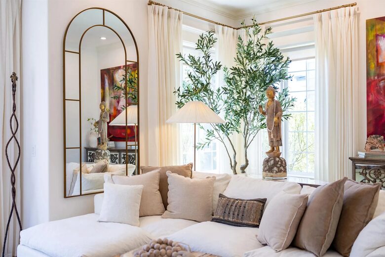 Wellness-Inspired La Jolla Retreat Steps from the Ocean - La Jolla, California