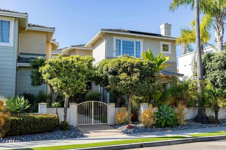 Wellness-Inspired La Jolla Retreat Steps from the Ocean - La Jolla, California