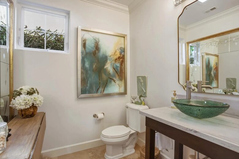 Wellness-Inspired La Jolla Retreat Steps from the Ocean - La Jolla, California