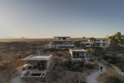 Off-Grid Baja Retreat Overlooking the Sea of Cortez - Playa Tortuga, Mexico