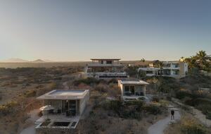 Off-Grid Baja Retreat Overlooking the Sea of Cortez - Playa Tortuga, Mexico