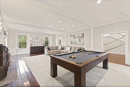 Luxury Historic Manor with Private Trails - Milford, New Jersey