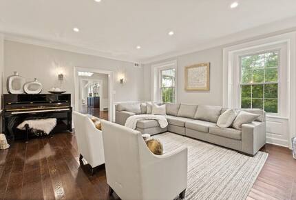 Luxury Historic Manor with Private Trails - Milford, New Jersey
