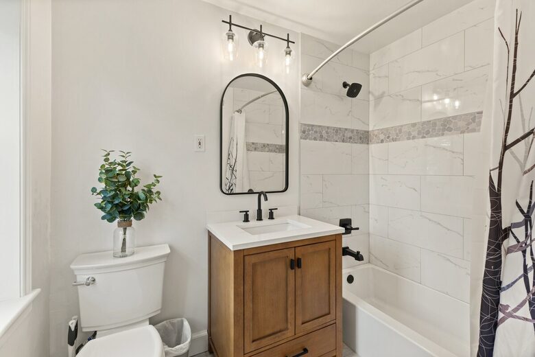 Luxury Historic Manor with Private Trails - Milford, New Jersey