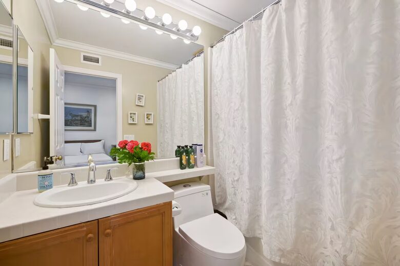 Coastal Elegance with Bay, Canyon & City Light Views - Newport Beach, California