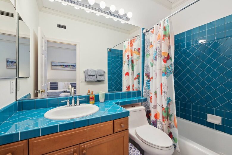 Coastal Elegance with Bay, Canyon & City Light Views - Newport Beach, California