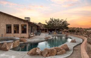 Retro Desert Hideaway on 2.5 Acres Near Joshua Tree - Yucca Valley, California