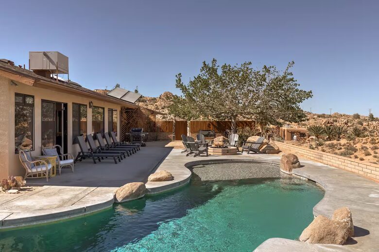 Retro Desert Hideaway on 2.5 Acres Near Joshua Tree - Yucca Valley, California
