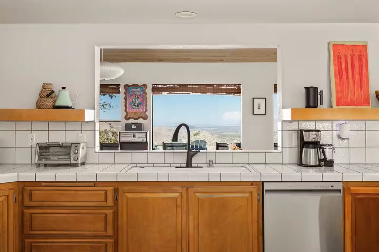 Retro Desert Hideaway on 2.5 Acres Near Joshua Tree - Yucca Valley, California