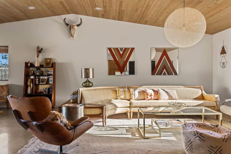 Retro Desert Hideaway on 2.5 Acres Near Joshua Tree - Yucca Valley, California