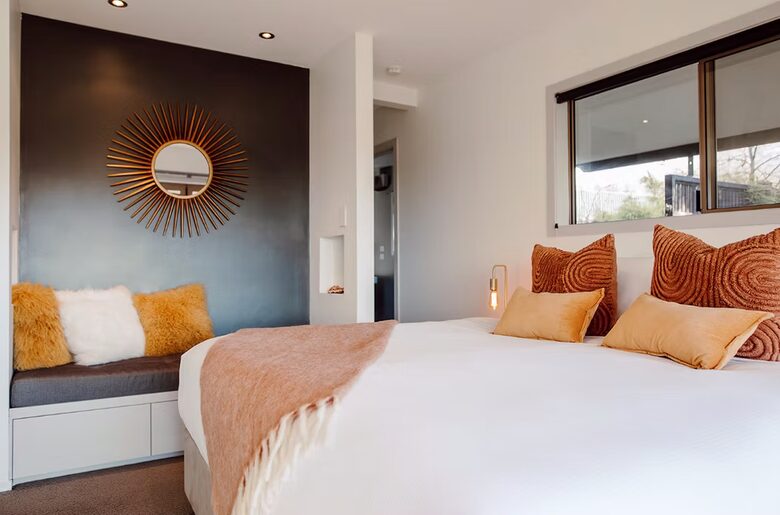 Central Otago Retreat Sanctuary on 21 Hectares - Cromwell, New Zealand