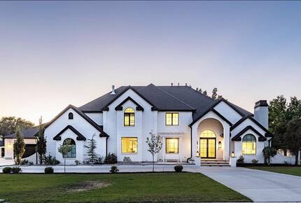 Luxury Mountain Estate with Pool & Home Theater - Draper, Utah