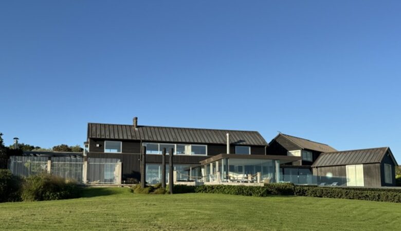 Hei Matau Lodge - Luxury Waiheke Retreat with Private Headland & Oceanfront Setting - Waiheke Island, New Zealand