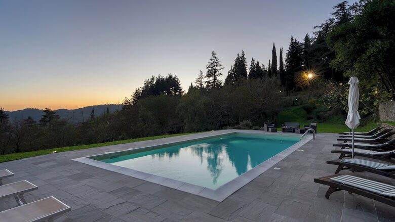 Timeless Elegance in the Tuscan Hills - Arezzo, Italy