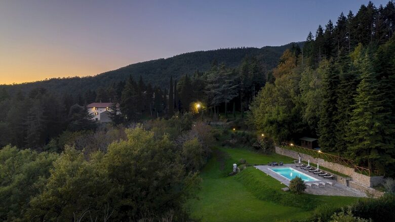 Timeless Elegance in the Tuscan Hills - Arezzo, Italy