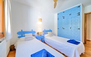Spacious Family Home Near Arenal Beach - Xàbia, Spain