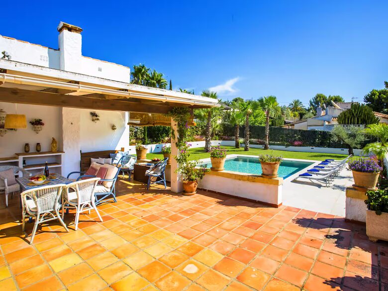 Spacious Family Home Near Arenal Beach - Xàbia, Spain