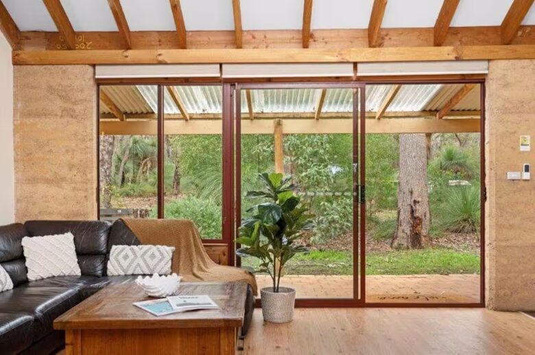 Grasswood Cottage at Woodstone Estate - Quedjinup, Australia