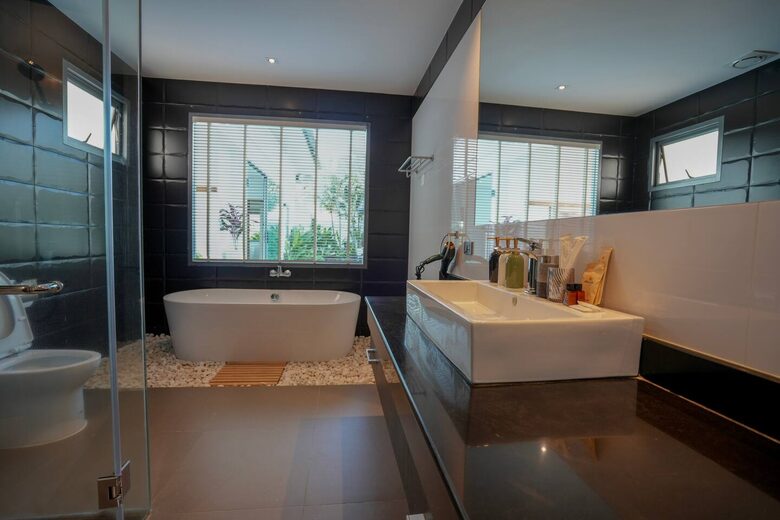 Private Garden Villa with Pool in Southern Phuket - Mueang Phuket, Thailand